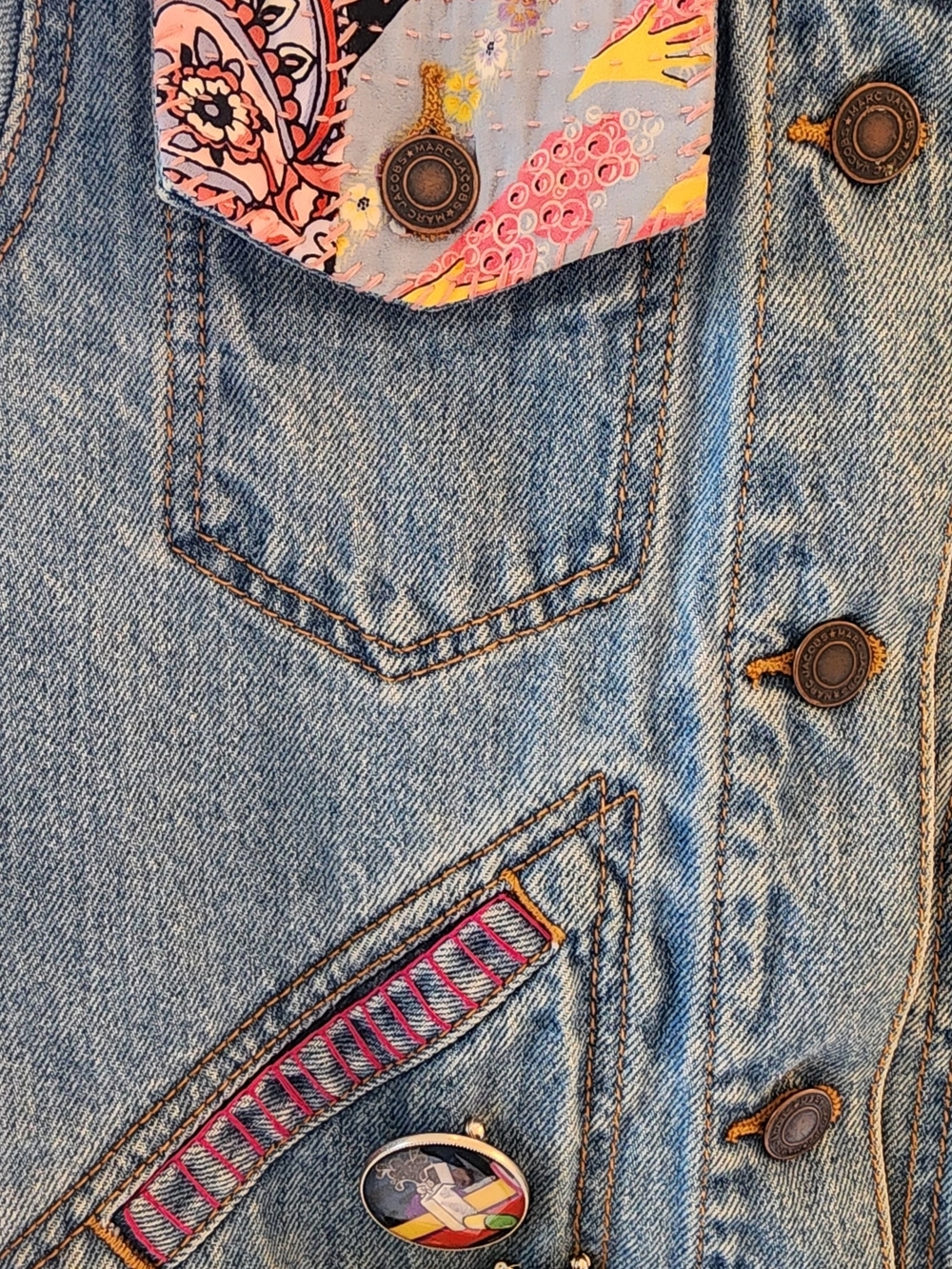 Marc Jacobs Light Blue Embroidered  Denim Jacket with Multicolor Patches Size XS - Picture 8 of 11